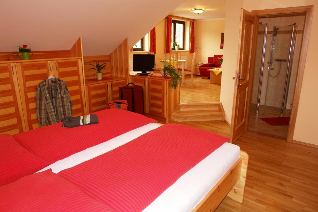 Gasthof Zur Donaubruecke Ardagger Markt Room photo
